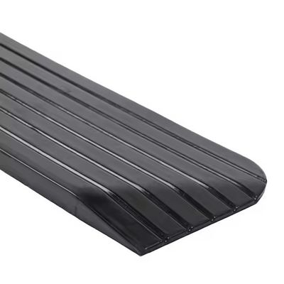 Buen precio Borde de rampa de goma ecológico con absorción de impactos y uso versátil para todas las estaciones en línea